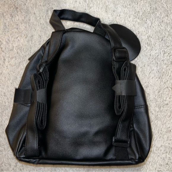 Disney Bags Nwot Minnie Mouse Disney Small Backpack Black Poshmark
